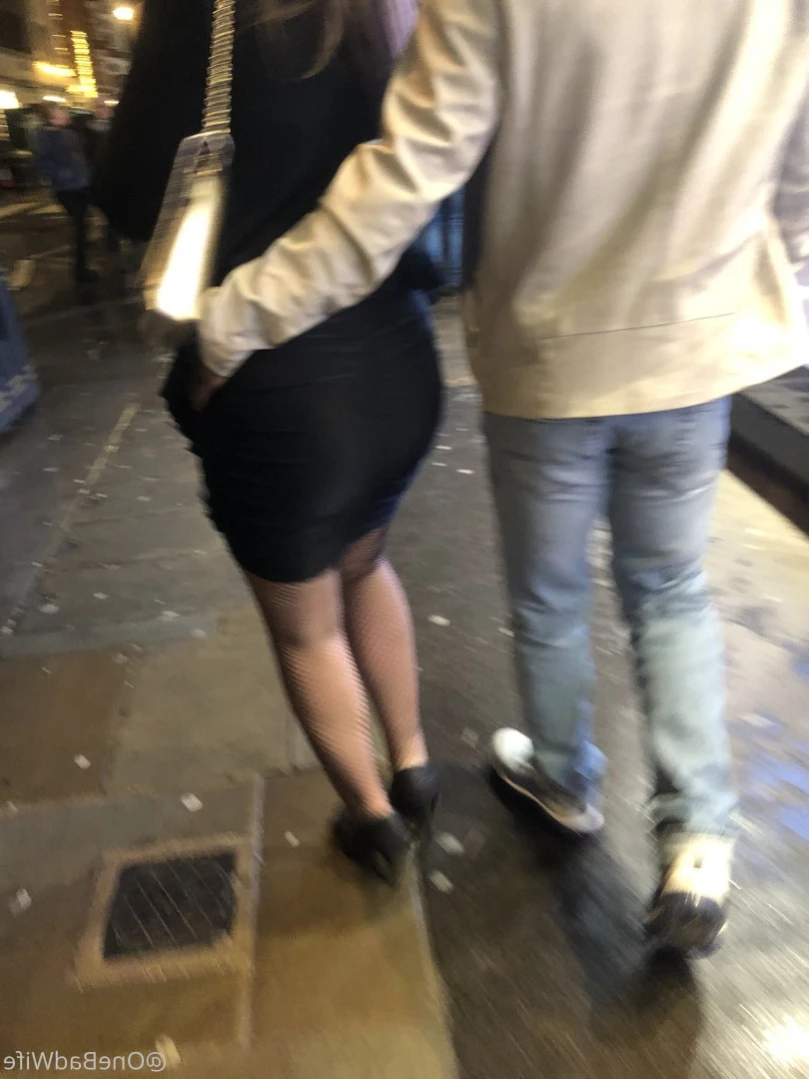 OneBadWife British Wife [ onebadwife ] Onlyfans leaked photo 15754830 on Hotleaks.tv