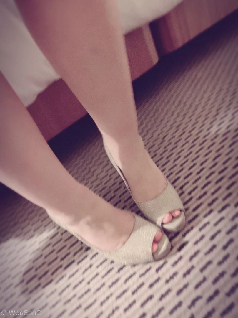 OneBadWife British Wife [ onebadwife ] Onlyfans leaked photo 15822040 on Hotleaks.tv
