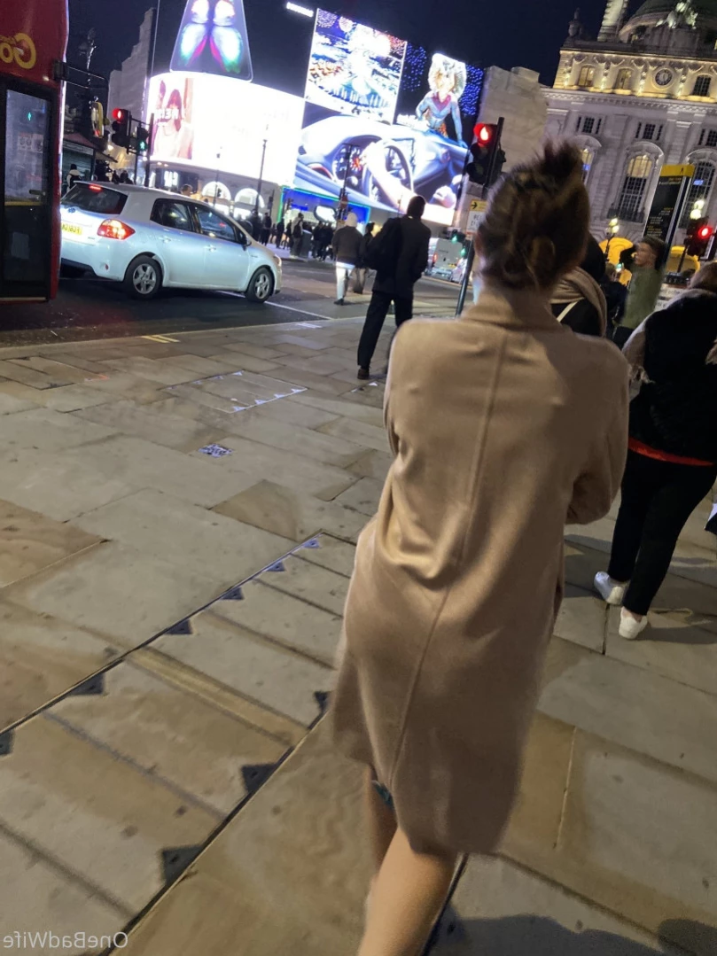 OneBadWife British Wife [ onebadwife ] Onlyfans leaked photo 15863356 on Hotleaks.tv