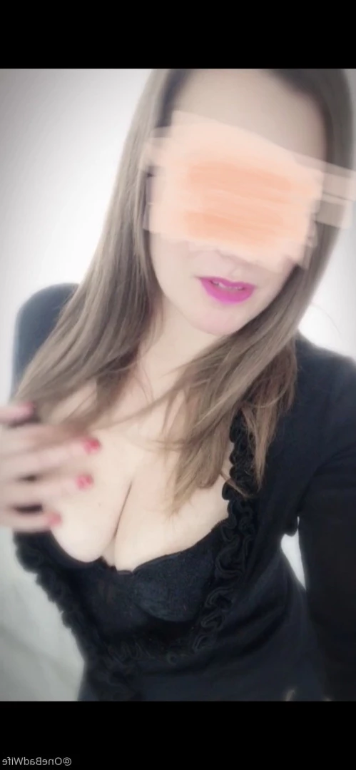 OneBadWife British Wife [ onebadwife ] Onlyfans leaked photo 16063726 on Hotleaks.tv