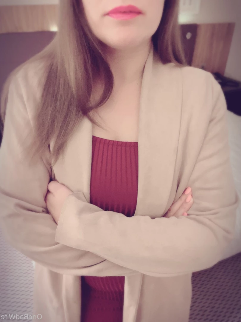 OneBadWife British Wife [ onebadwife ] Onlyfans leaked photo 16219867 on Hotleaks.tv