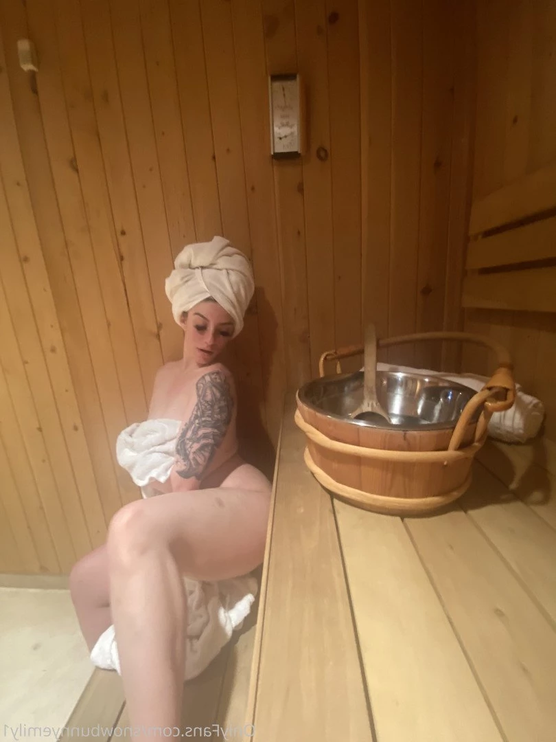 Emily 🥰🥰 [ pawgemily ] Onlyfans leaked photo 958064 on Hotleaks.tv