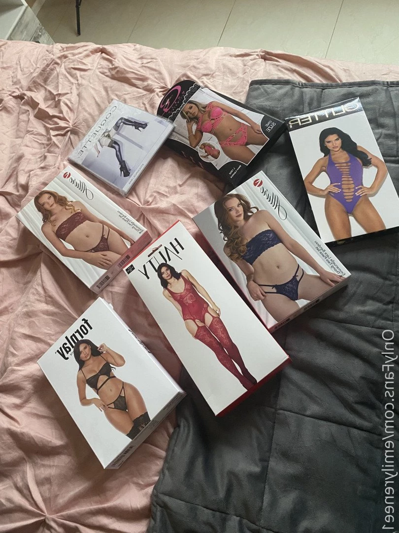 Emily 🥰🥰 [ pawgemily ] Onlyfans leaked photo 958192 on Hotleaks.tv