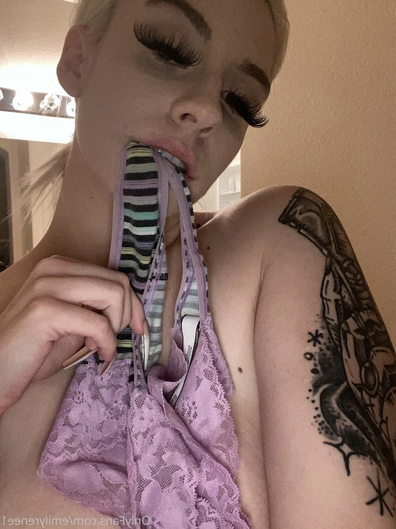 Emily 🥰🥰 [ pawgemily ] Onlyfans leaked photo 958542 on Hotleaks.tv
