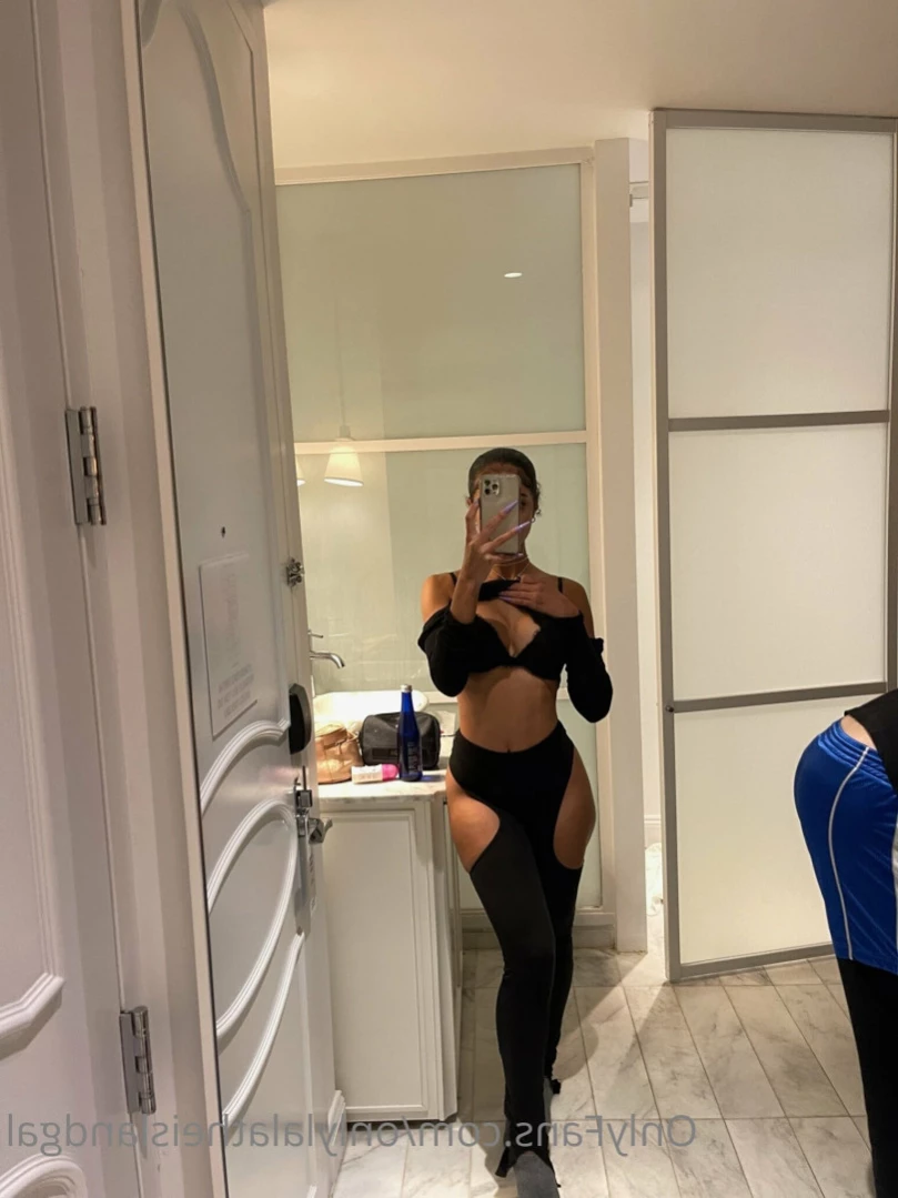 🎠Lala Baptiste🎡 [ onlylalatheislandgal ] Onlyfans leaked photo 10854008 on Hotleaks.tv