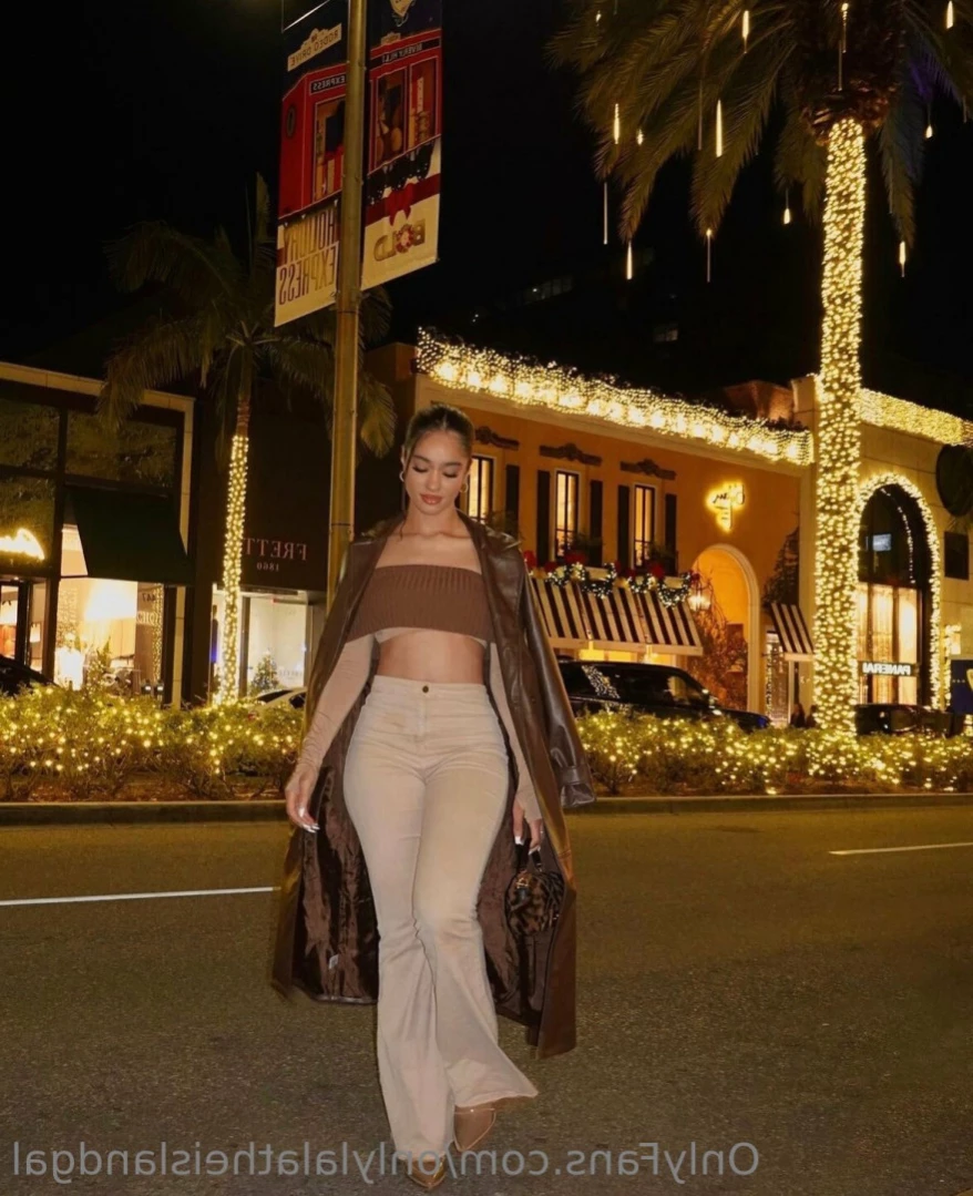 🎠Lala Baptiste🎡 [ onlylalatheislandgal ] Onlyfans leaked photo 12251480 on Hotleaks.tv