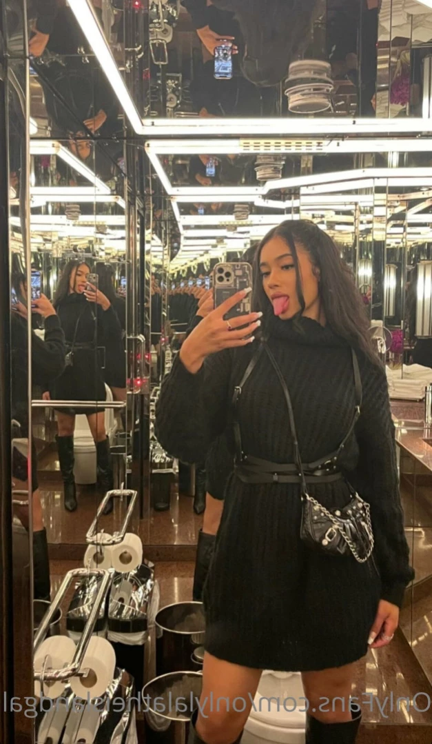 🎠Lala Baptiste🎡 [ onlylalatheislandgal ] Onlyfans leaked photo 12574141 on Hotleaks.tv