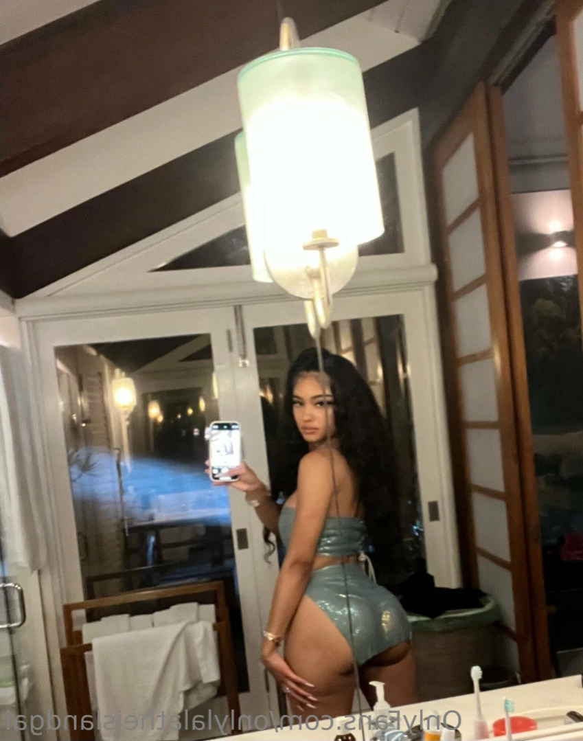 🎠Lala Baptiste🎡 [ onlylalatheislandgal ] Onlyfans leaked photo 12799171 on Hotleaks.tv