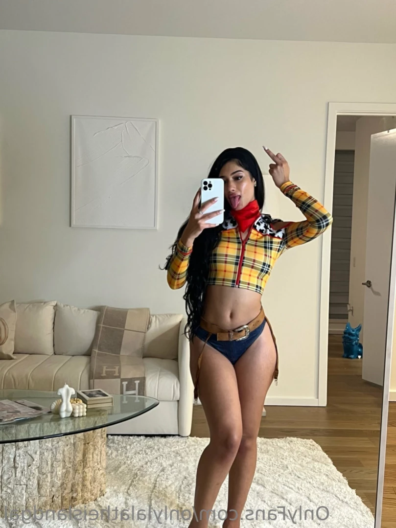 🎠Lala Baptiste🎡 [ onlylalatheislandgal ] Onlyfans leaked photo 13684939 on Hotleaks.tv