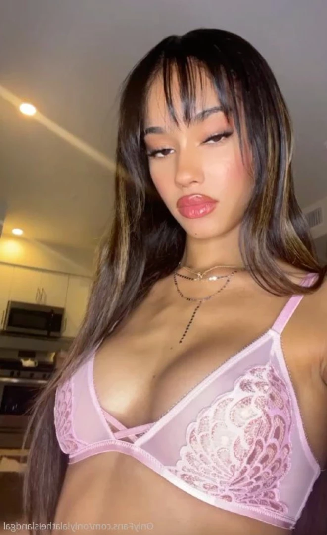 🎠Lala Baptiste🎡 [ onlylalatheislandgal ] Onlyfans leaked photo 13776647 on Hotleaks.tv