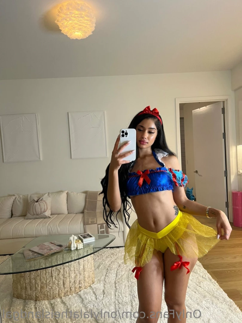 🎠Lala Baptiste🎡 [ onlylalatheislandgal ] Onlyfans leaked photo 14076261 on Hotleaks.tv
