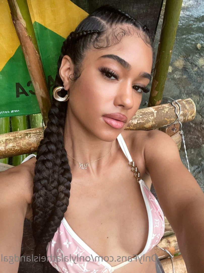 🎠Lala Baptiste🎡 [ onlylalatheislandgal ] Onlyfans leaked photo 15021906 on Hotleaks.tv