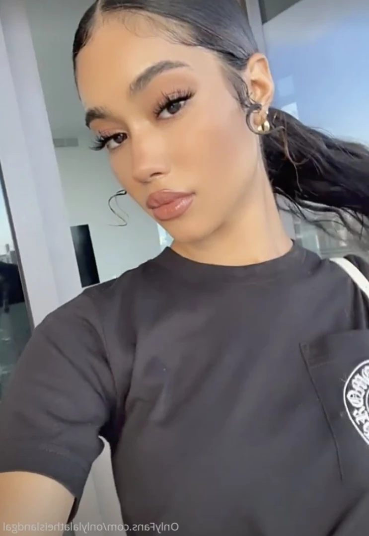 🎠Lala Baptiste🎡 [ onlylalatheislandgal ] Onlyfans leaked photo 15549299 on Hotleaks.tv