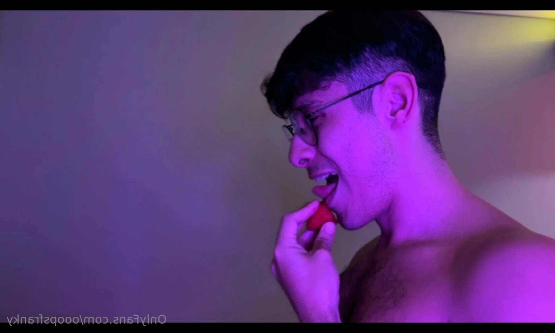 Franky Boy, el chico de los lentes 👓 [ ooopsfranky ] Onlyfans leaked photo 13776605 on Hotleaks.tv