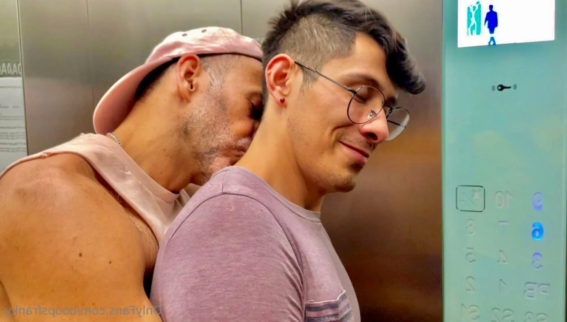 Franky Boy, el chico de los lentes 👓 [ ooopsfranky ] Onlyfans leaked photo 14478426 on Hotleaks.tv