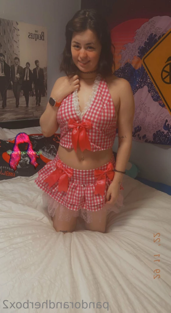 pandorandherbox2 Onlyfans leaked photo 14245423 on Hotleaks.tv