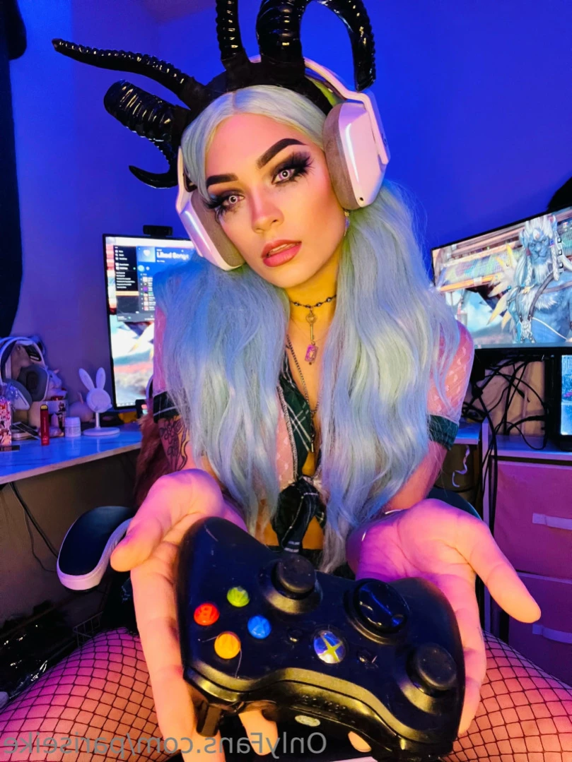 Paris Eike [ pariseike ] Onlyfans leaked photo 12637821 on Hotleaks.tv