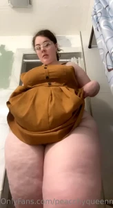 Peaches [ peacchyqueenn ] Onlyfans leaked video 12555355 on Hotleaks.tv