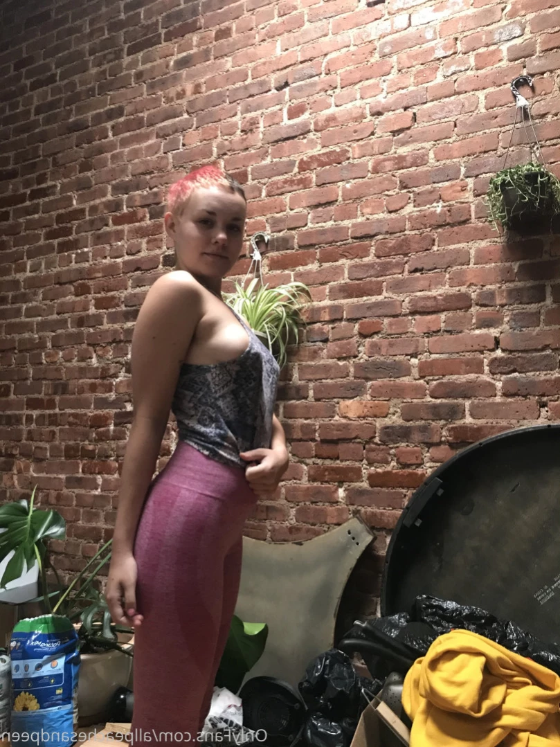 Peachy Z [ peachcreamzzz ] Onlyfans leaked photo 14049711 on Hotleaks.tv