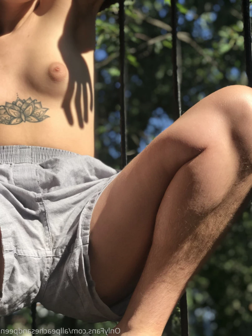 Peachy Z [ peachcreamzzz ] Onlyfans leaked photo 15737344 on Hotleaks.tv