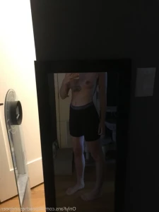 15822100