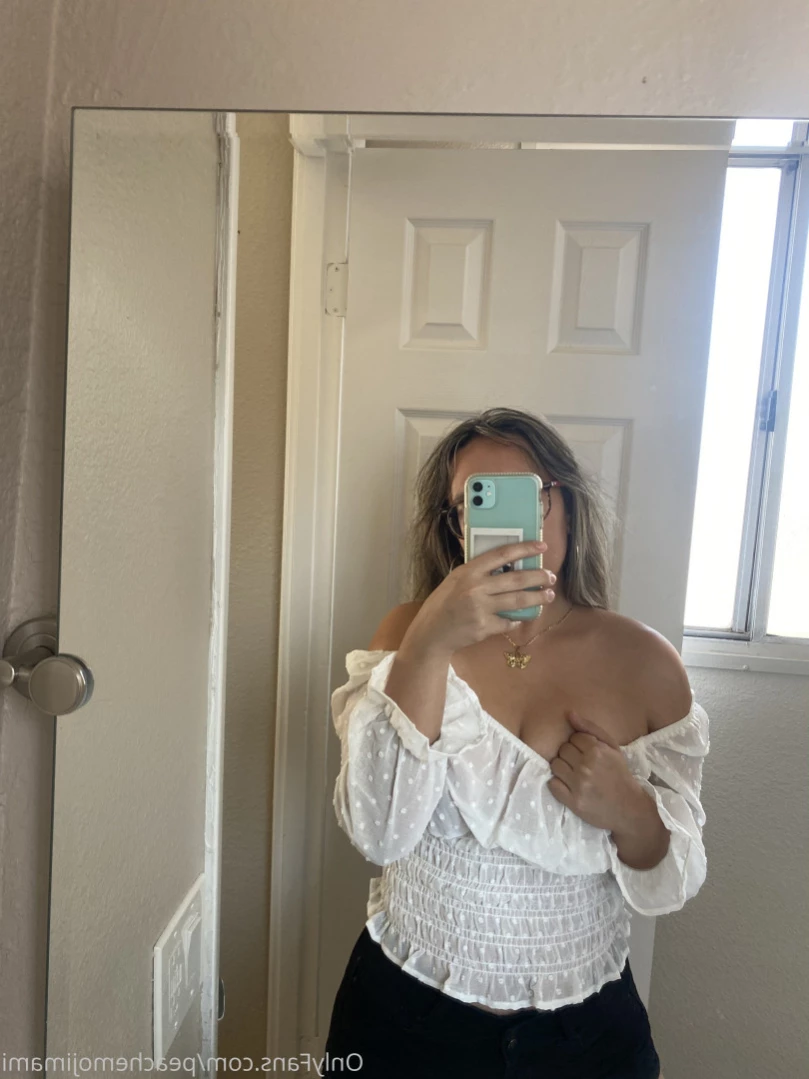 ro [ peachemojimami ] Onlyfans leaked photo 11930133 on Hotleaks.tv
