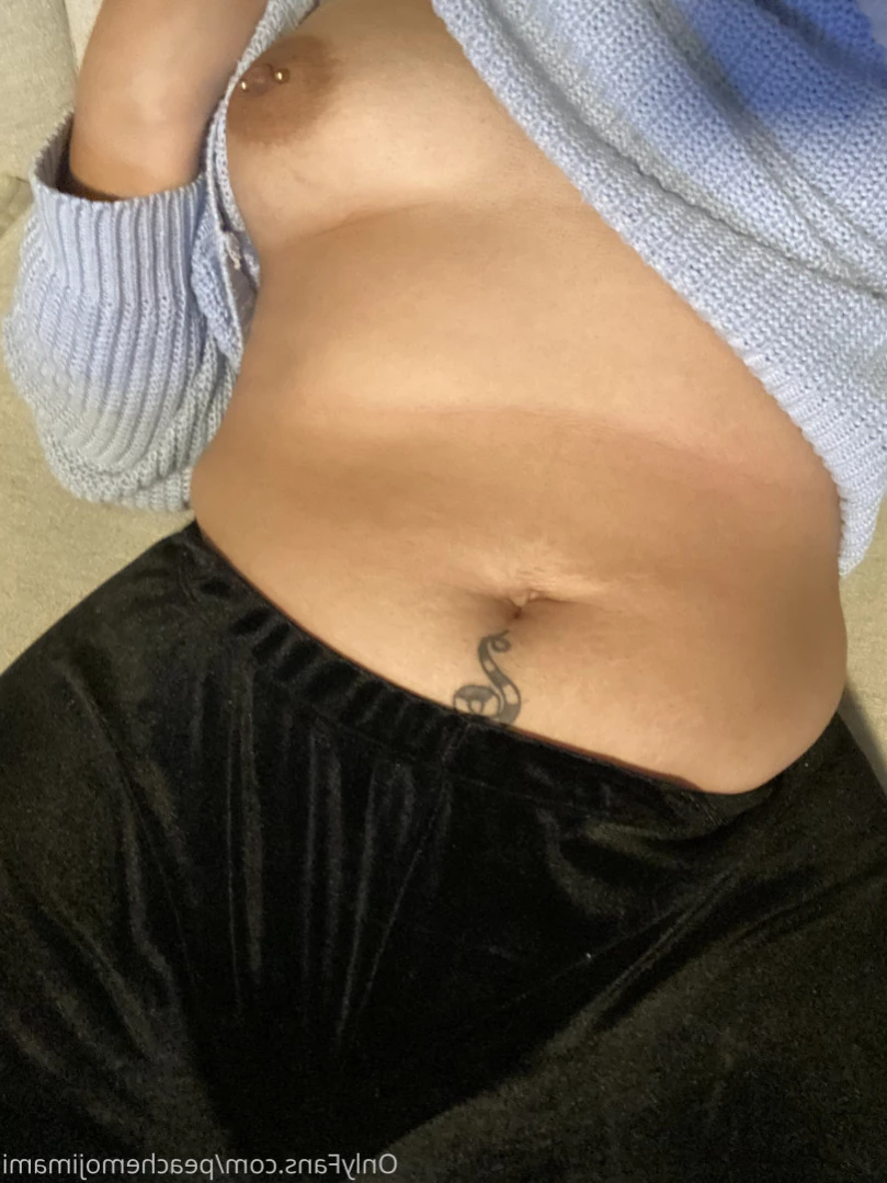 ro [ peachemojimami ] Onlyfans leaked photo 14047405 on Hotleaks.tv