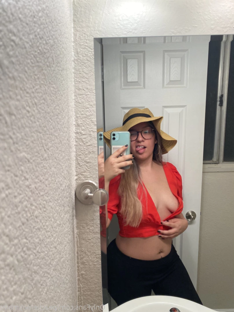 ro [ peachemojimami ] Onlyfans leaked photo 14047664 on Hotleaks.tv