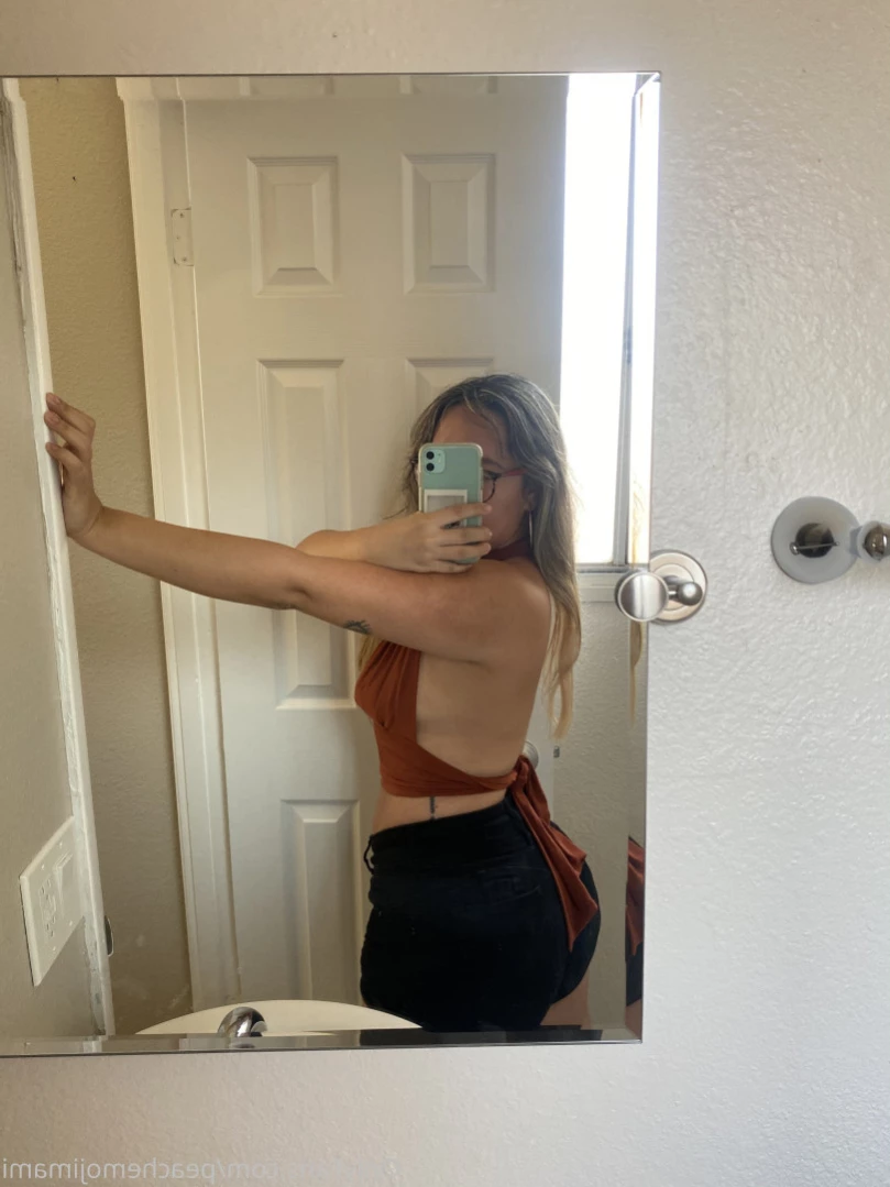 ro [ peachemojimami ] Onlyfans leaked photo 14047754 on Hotleaks.tv
