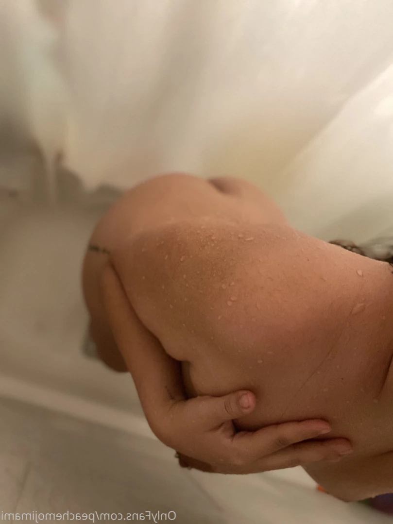 ro [ peachemojimami ] Onlyfans leaked photo 14475913 on Hotleaks.tv