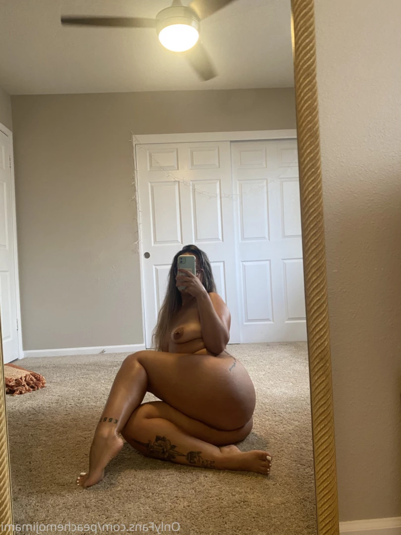 ro [ peachemojimami ] Onlyfans leaked photo 15544467 on Hotleaks.tv