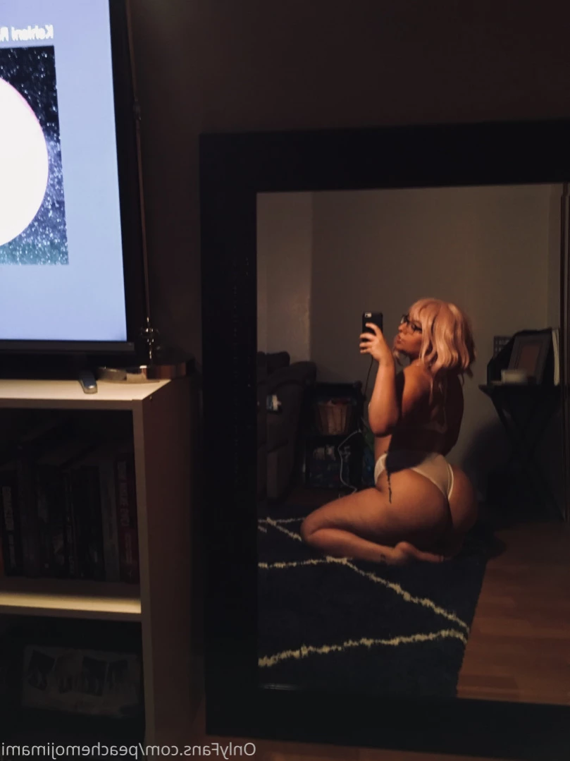 ro [ peachemojimami ] Onlyfans leaked photo 15544486 on Hotleaks.tv