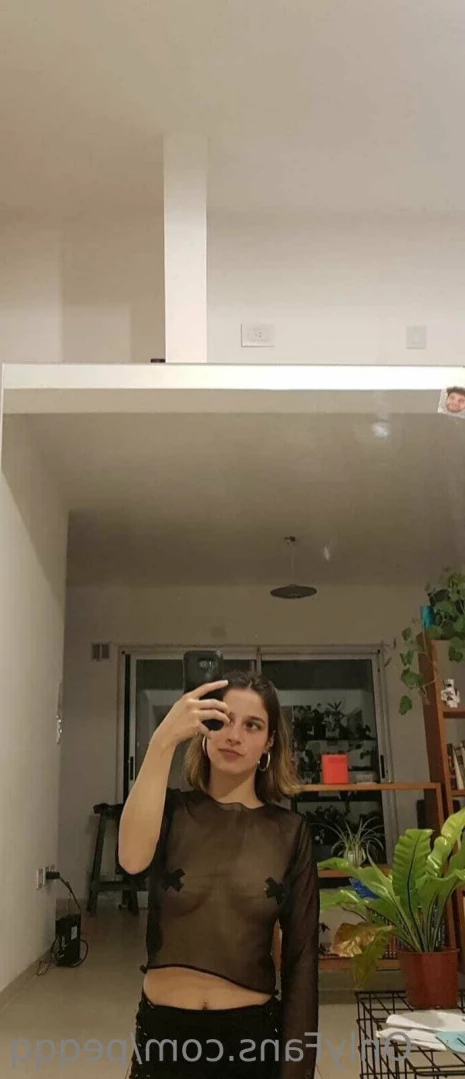 Lo [ peqqq ] Onlyfans leaked photo 12922347 on Hotleaks.tv