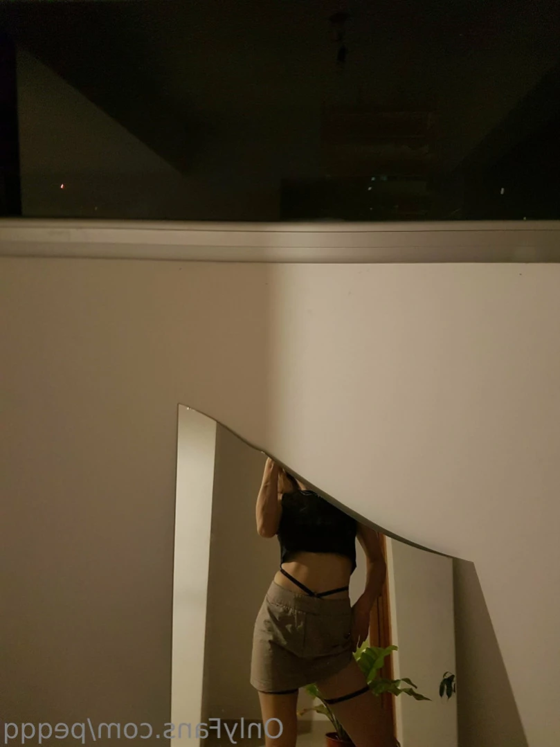 Lo [ peqqq ] Onlyfans leaked photo 14847521 on Hotleaks.tv