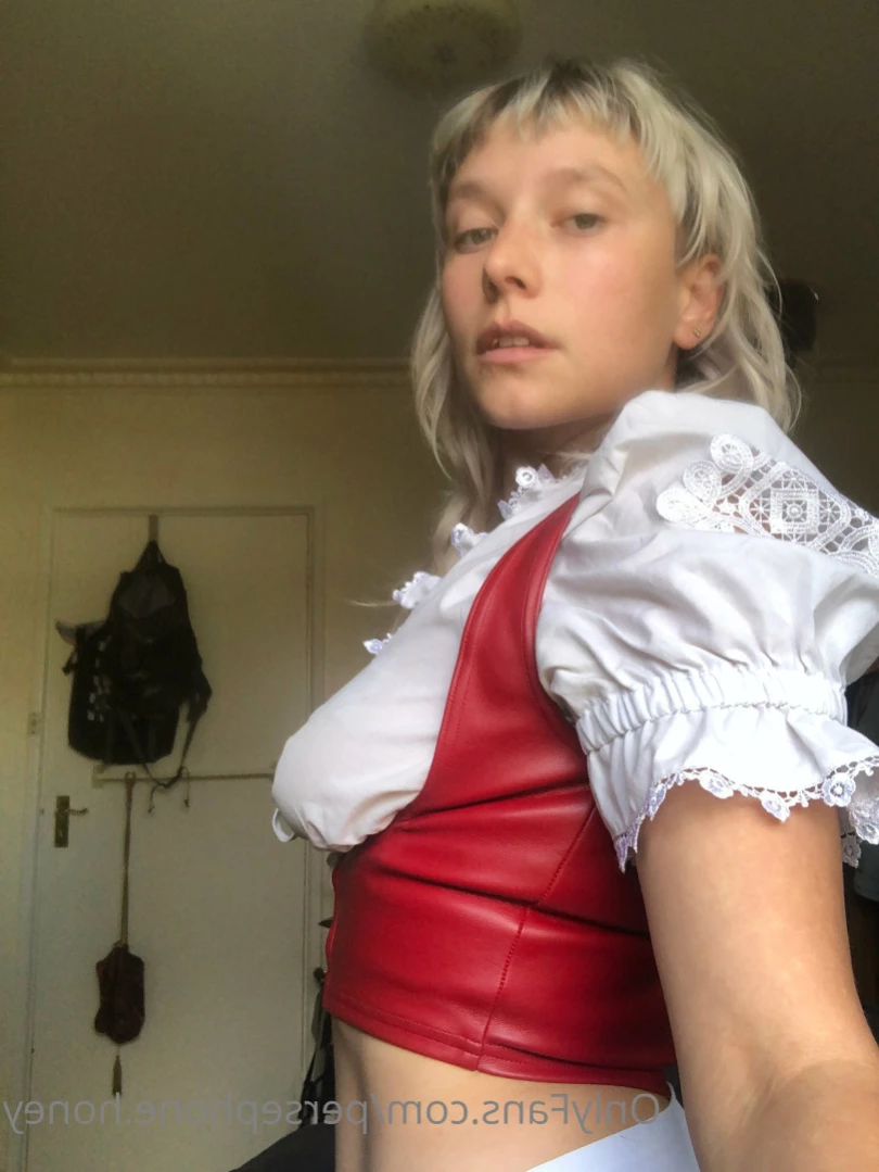 Persephone [ persephone.honey ] Onlyfans leaked photo 15217856 on Hotleaks.tv