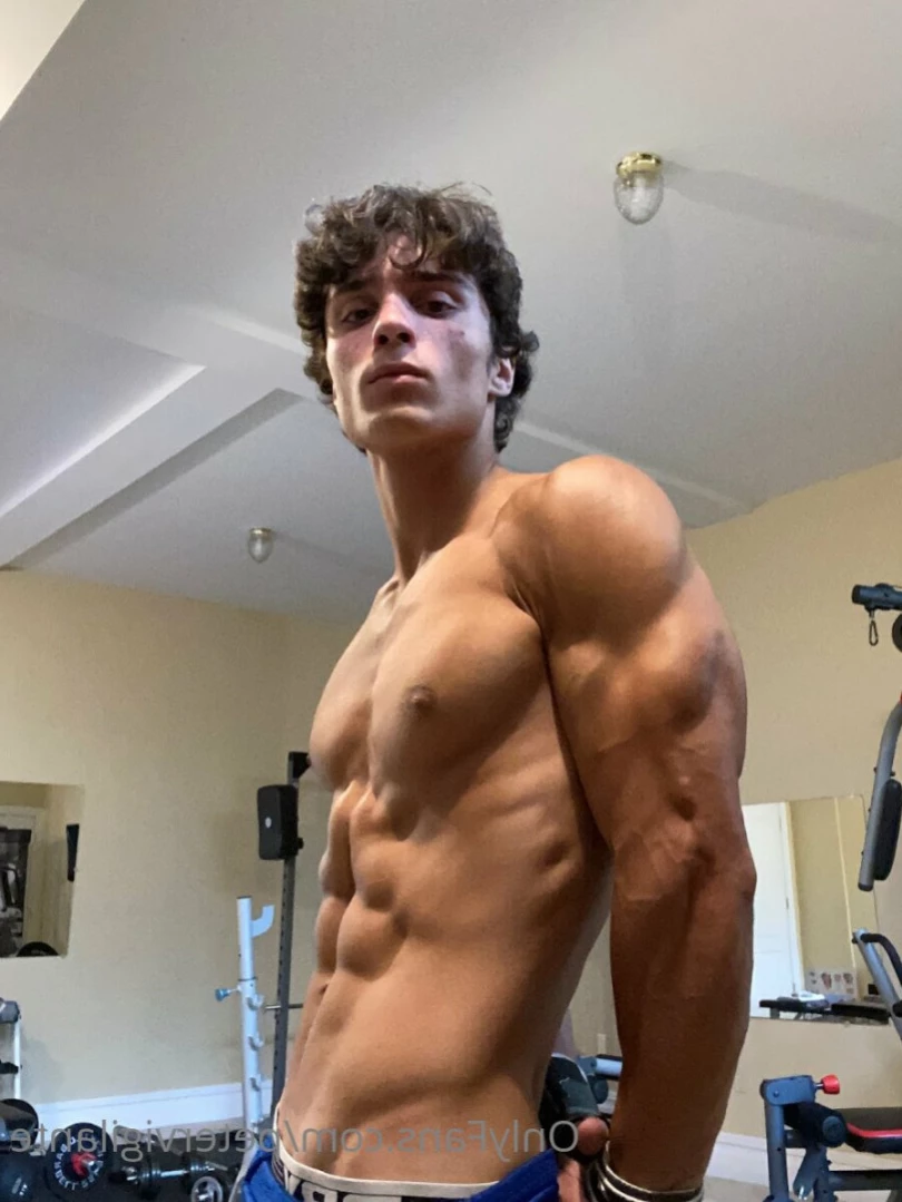 Peter [ petervigilante ] Onlyfans leaked photo 14032984 on Hotleaks.tv