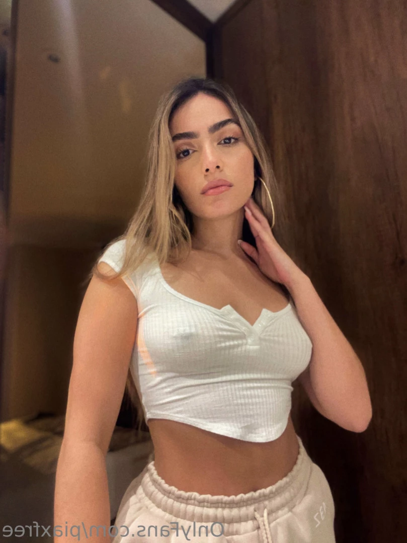 I'M H0RNY🥵 [ piaxfree ] Onlyfans leaked photo 14031396 on Hotleaks.tv