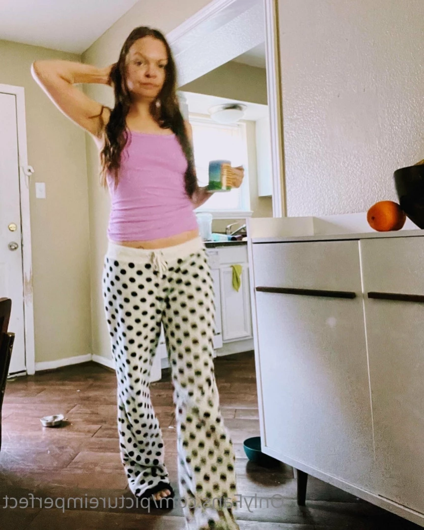 Picture Imperfect [ pictureimperfect ] Onlyfans leaked photo 13495571 on Hotleaks.tv