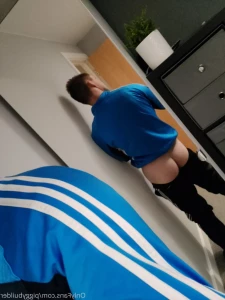 14043904