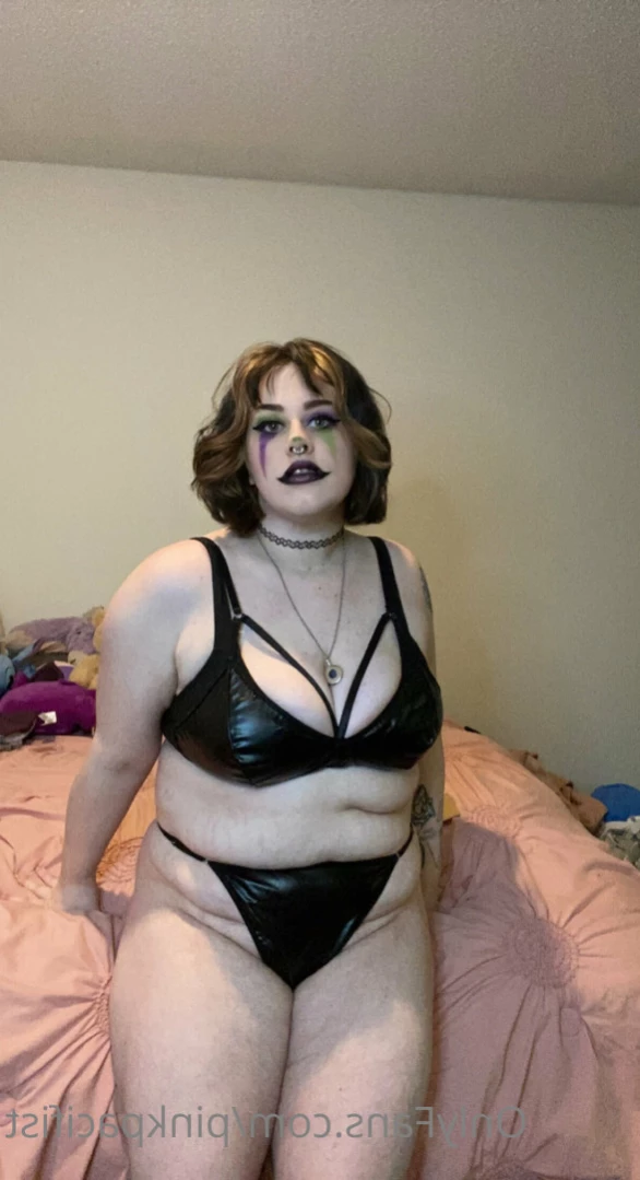 Rachel 💕 [ pinkpacifist ] Onlyfans leaked photo 10969273 on Hotleaks.tv
