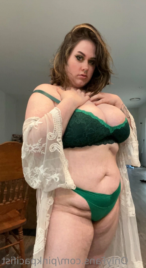 Rachel 💕 [ pinkpacifist ] Onlyfans leaked photo 14046056 on Hotleaks.tv