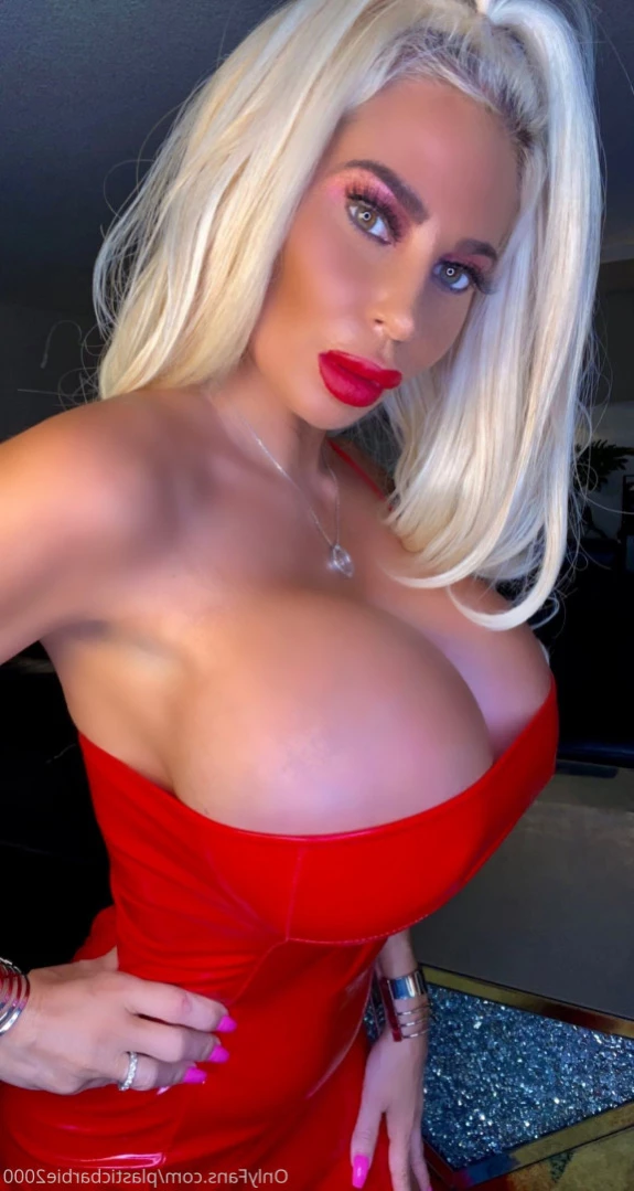 Bombshell Skyler [ plasticbarbie2000 ] Onlyfans leaked photo 13333742 on Hotleaks.tv