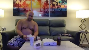 Two Fat Guys In Love 🥰 🐷 [ porkychubbie ] Onlyfans leaked video 11936824 on Hotleaks.tv