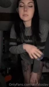 13686570