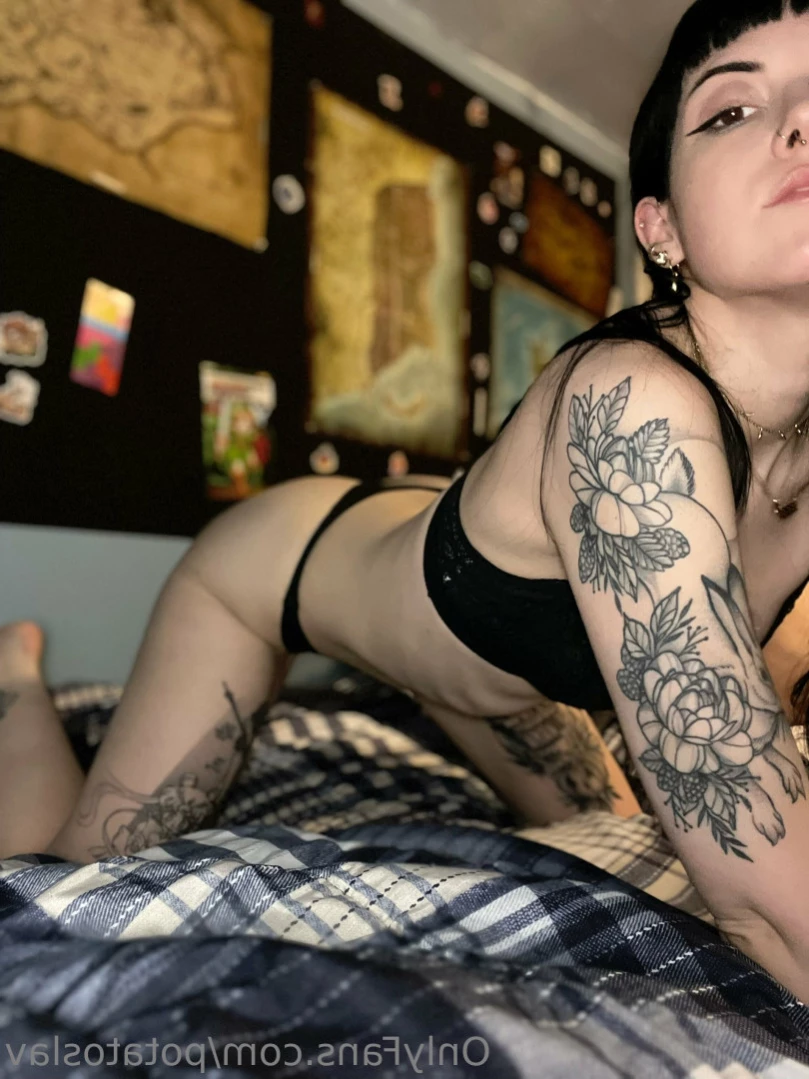 Rachel [ potatoslav ] Onlyfans leaked photo 14908924 on Hotleaks.tv