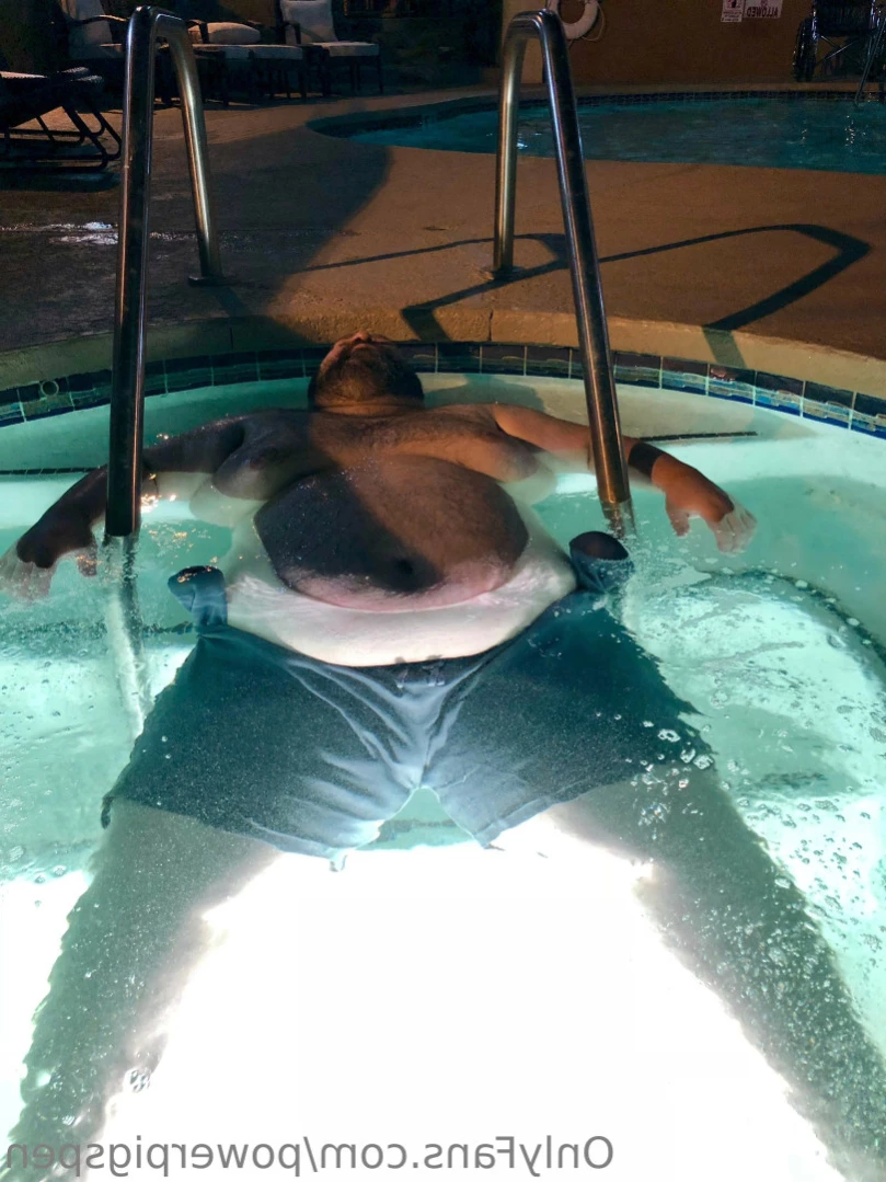 PowerPig🐷Chubbs [ powerpigspen ] Onlyfans leaked photo 14054369 on Hotleaks.tv