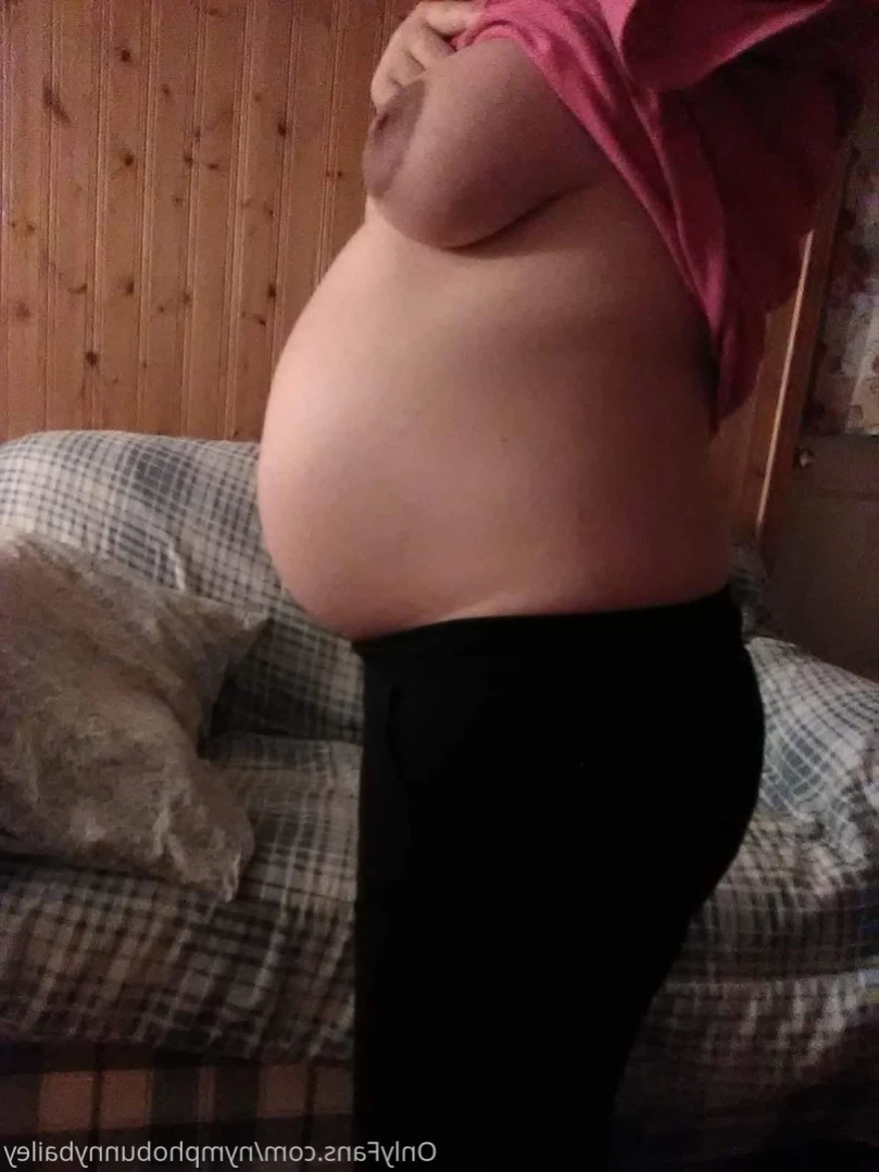 Pregnant Bailey [ pregnantbailey ] Onlyfans leaked photo 14053590 on Hotleaks.tv