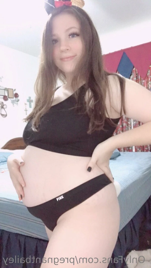 Pregnant Bailey [ pregnantbailey ] Onlyfans leaked photo 14059426 on Hotleaks.tv