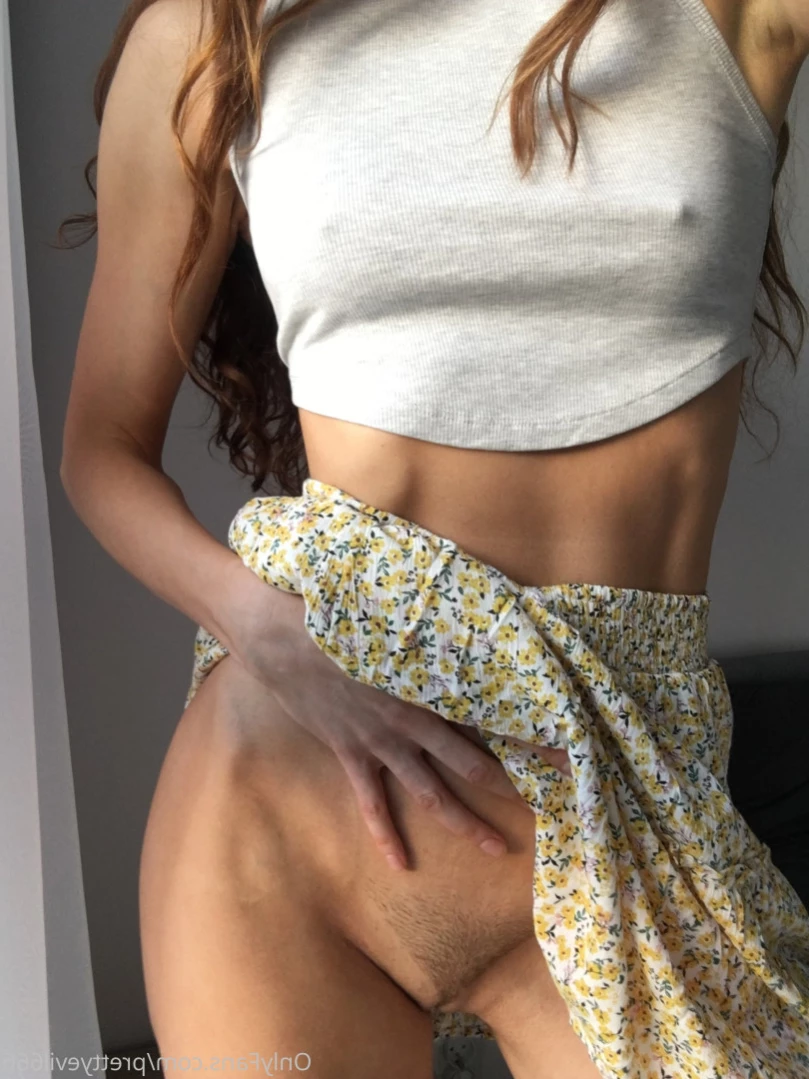 Pretty Evelyn [ pretty-evelyn ] Onlyfans leaked photo 13691637 on Hotleaks.tv