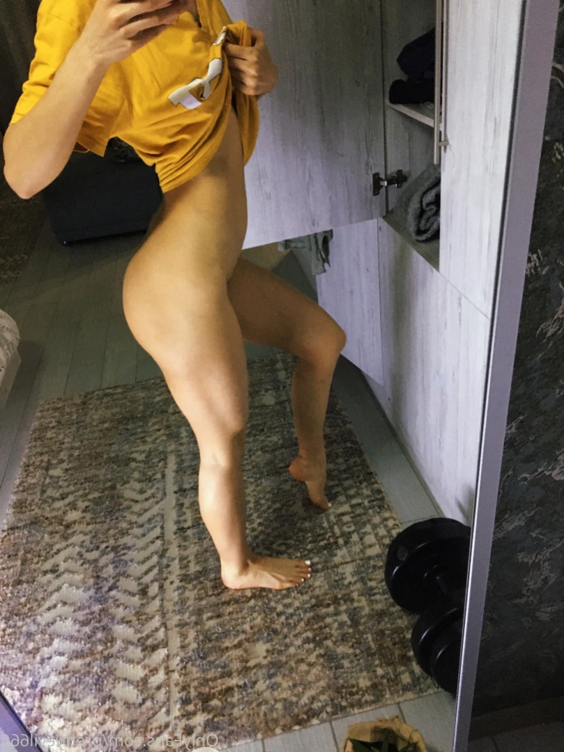 Pretty Evelyn [ pretty-evelyn ] Onlyfans leaked photo 14071159 on Hotleaks.tv